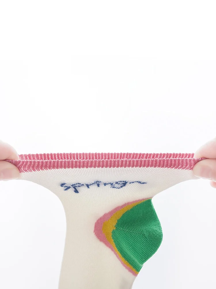 「darn tough socks」とは何か？実は、通気性と抗菌が優れたこの中筒ソックスが今、日本のママたちに人気な理由