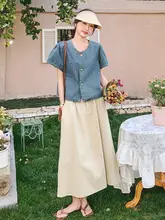 したスタイル！デニムトップスとAラインスカートのファッションコーディネート（セットアップ対応）