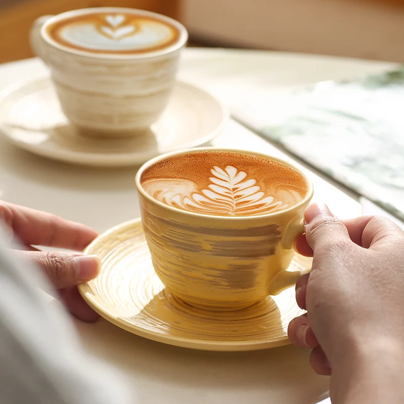 インテリアグッズ比較レビュー - ヴィンテージスタイルの陶製コーヒーカップ＆ソーサーの定義と特性
