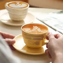 ヴィンテージスタイルの陶製コーヒーカップ＆ソーサー【高級感あるラテアート対応・家庭用】