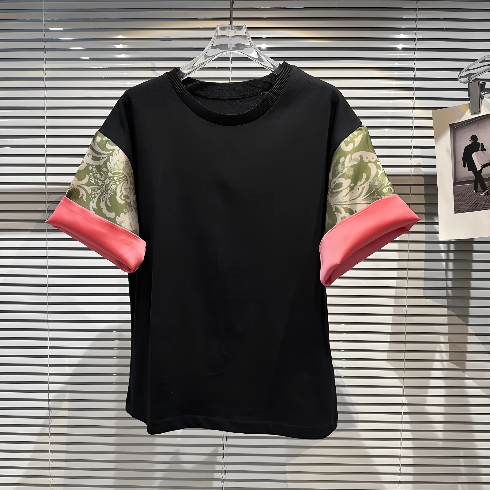5部袖Tシャツと7部袖Tシャツで悩むなら、今こそ中国風刺繍入りの短袖Tシャツに注目すべき？