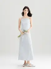 フレンチスタイルの立体的な蝶結びデザイン青色キャミソールワンピース【夏用・美しいシルエット・UVカット】（セットアップ対応）