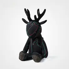 デザイン性の高い布製鹿のぬいぐるみ【クリエイティブインテリア装飾用】