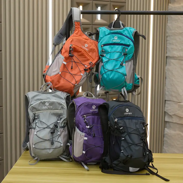 軽量で持ち運び便利なカップル用アウトドア双肩リュック【登山・サイクリング対応】