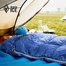 BLACK ICE 極上の柔らかさ！ダックダウン使用の大人用封筒型アウトドアキャンプ寝袋【携帯便利】