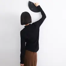 半高ネックの伸縮性抜群なニットトップス【ゆったりデザイン・秋冬用・長袖】