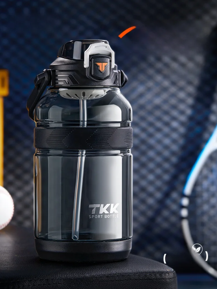 トレーニングコップ スポーツドリンク対応 おすすめ：TKK 2リットルトリタン吸管タイプの実用性解析
