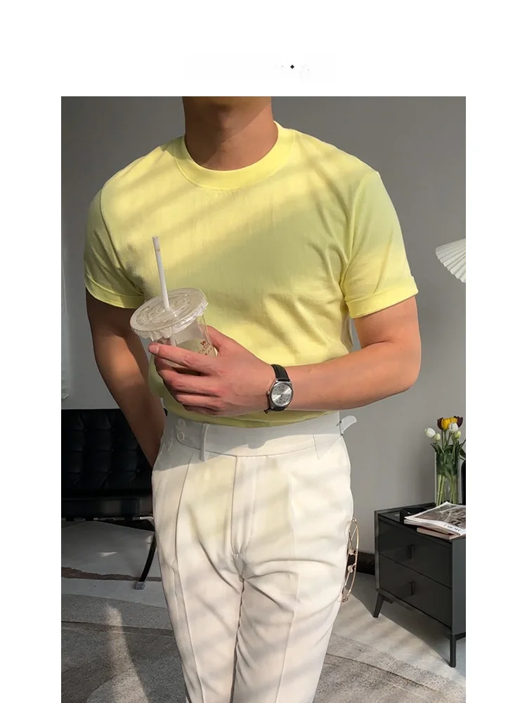 2026メンズコーデで夏の涼しさをどう選ぶ？220gコットンTシャツの選び方と実際の着こなし