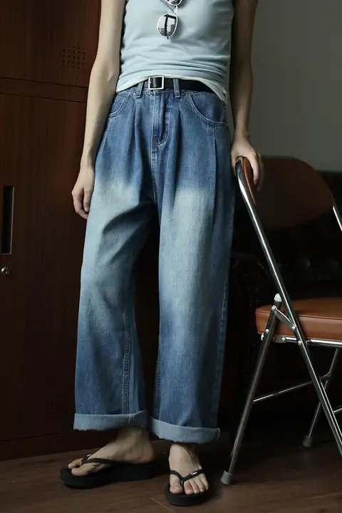 レトロブルーのハイウエストワイドレッグデニムパンツ【カジュアル・ストレート】