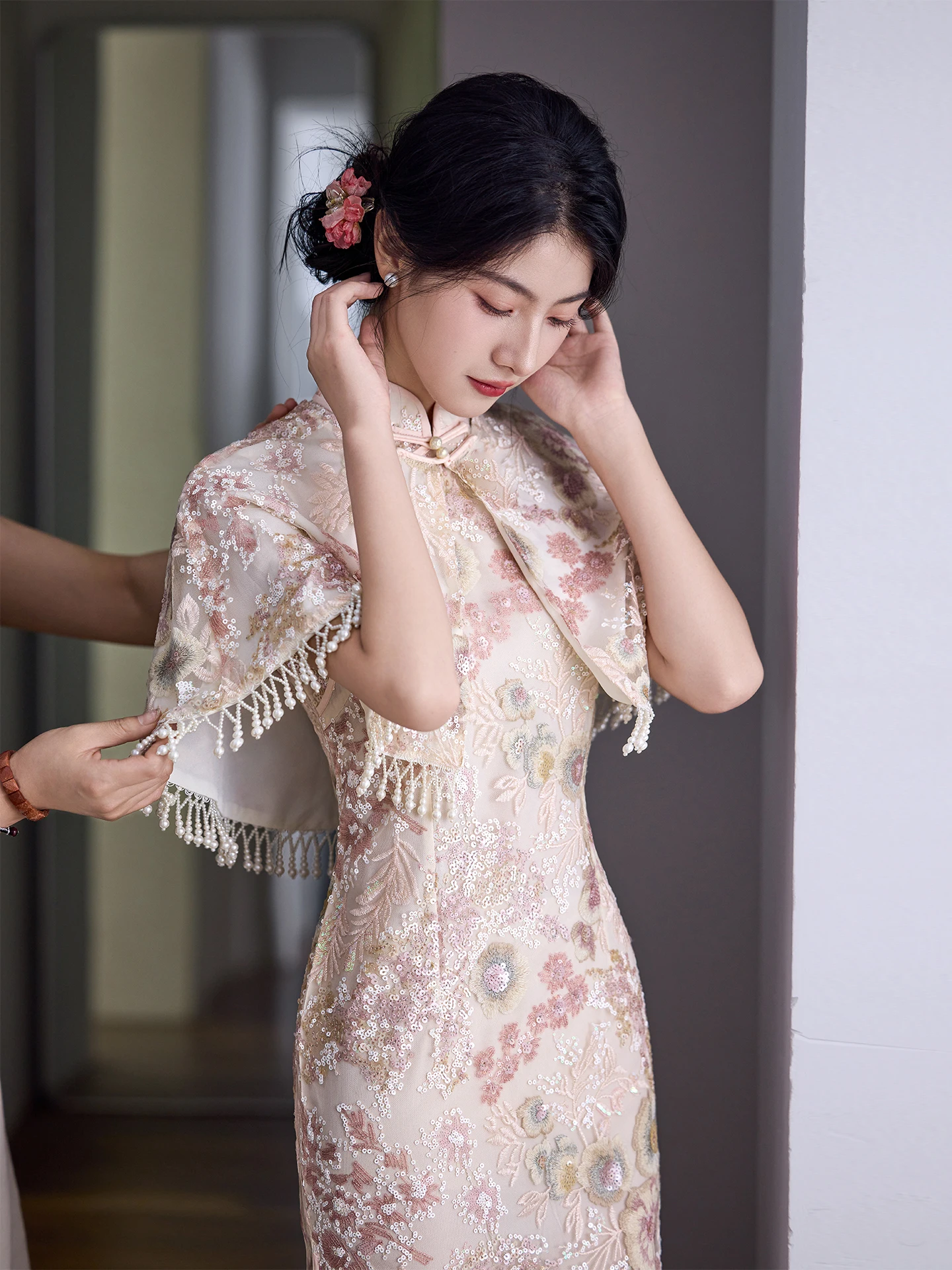 中国花嫁衣装は実際どうなの？高級感あるピンクの旗袍が結婚式に使えるのか？