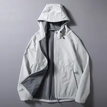 メンズ 防風・防水テクノロジー搭載 フード付きジャケット【ゆったりシルエット・アウトドア用】