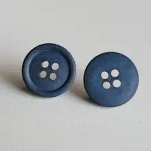 中程度の水色ダックブルーのボタン【コットン素材・直径15mm】