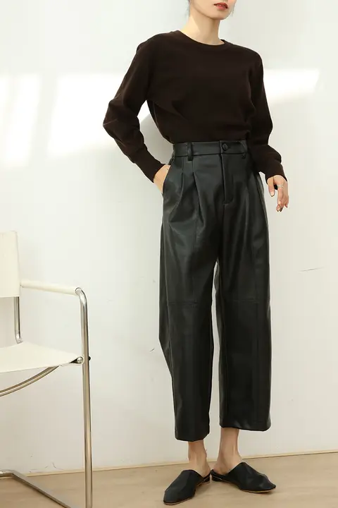 PUレザー製 レディース ワイドレッグパンツ【ブラック・ハイウエスト・カジュアル・9分丈】