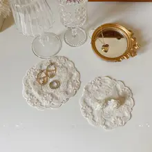 ビンテージ刺繍レース小物マット【キャンドル敷物・アクセサリー収納用】