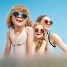 子供用偏光折りたたみサングラス【紫外線カット・ファッショナブル・親子対応】