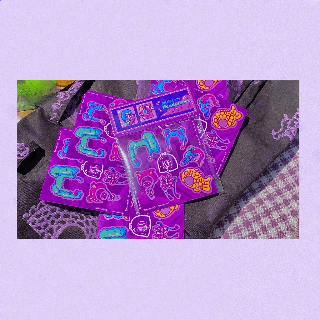 オリジナルデザインの骷髏船シリーズイラストヘッドアクセサリーステッカー：レトロ風のキャラクター表現と使用シーン