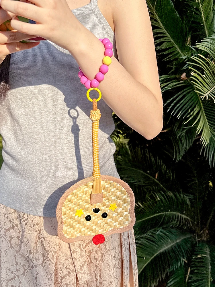 夏壁面 かわいい に合うデザインは？手作り動物デザイン扇子が解決する理由
