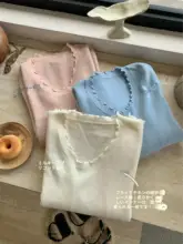 フリルデザインの無地ニットトップス【Uネック・フィットデザイン・冬用】