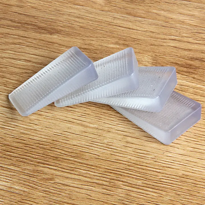 多用途家具用クッションパッド【平坦で安定・穴あけ不要・小型】（セットアップ対応）