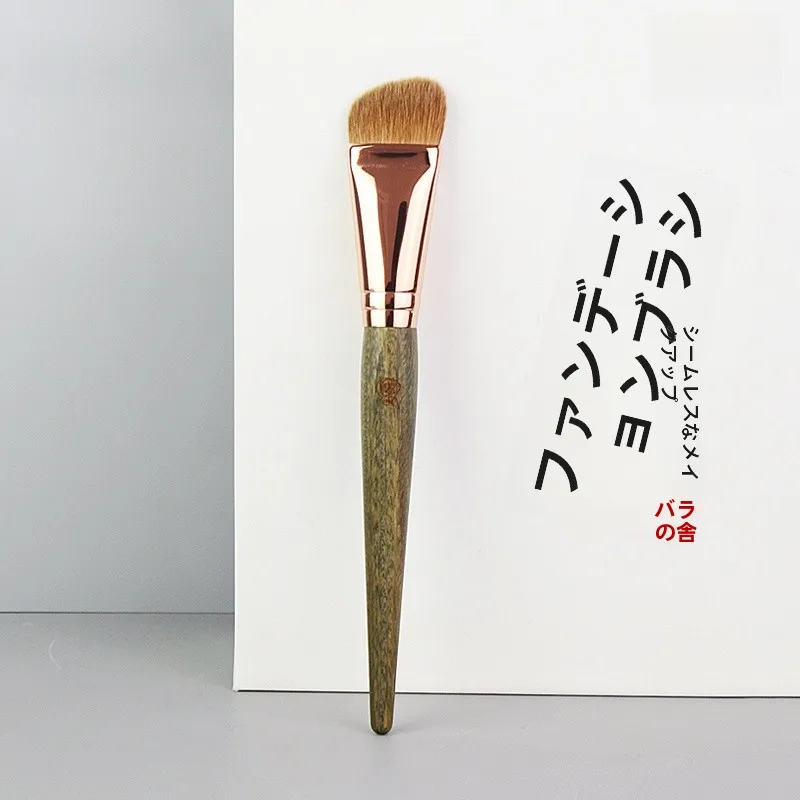 メイクブラシセット おすすめのブランドで、本当に高品質な粉底ブラシはどこにあるの？