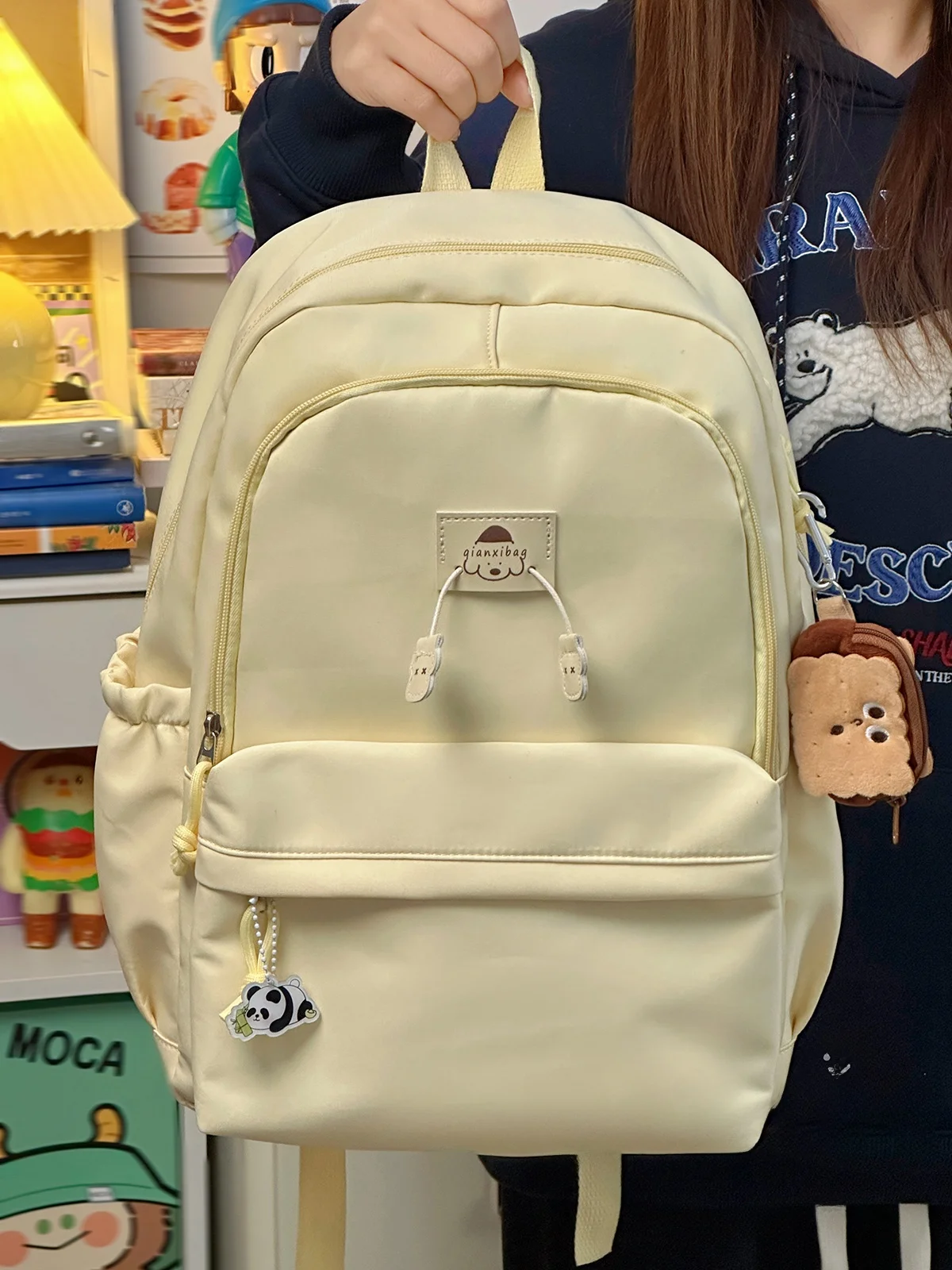軽量でかわいいミニリュックを選ぶなら、どんなものがおすすめ？