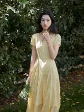 フレンチスタイルのリネン青色スクエアネック花柄ワンピース【ウエストマーク・夏用・長袖】