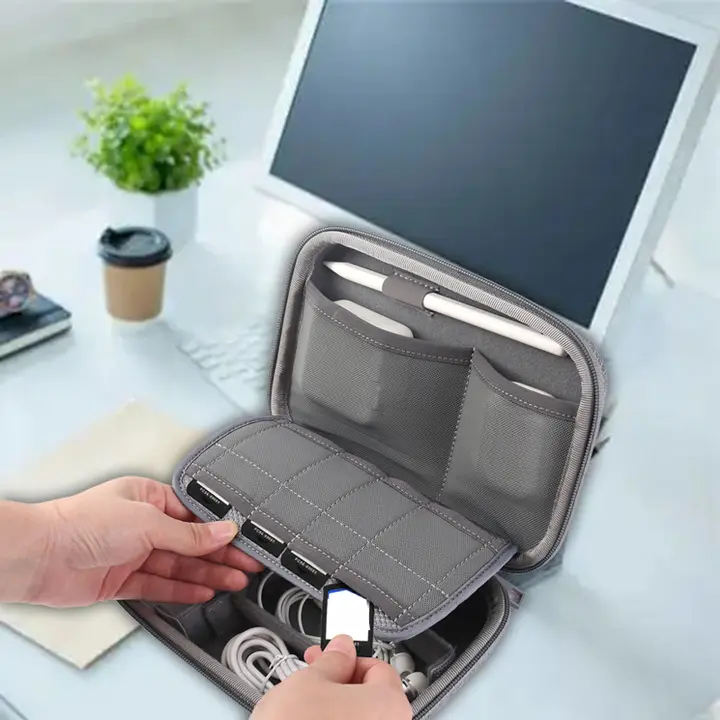 多機能デジタルアクセサリー収納ポーチ【充電器・ケーブル・USBメモリ・イヤフォン用・携帯便利】