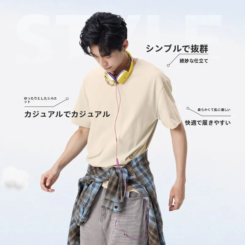 淡い水色に魅了されたら、どう選ぶ？アクアグリーンのTシャツが夏のスタイルを変える理由