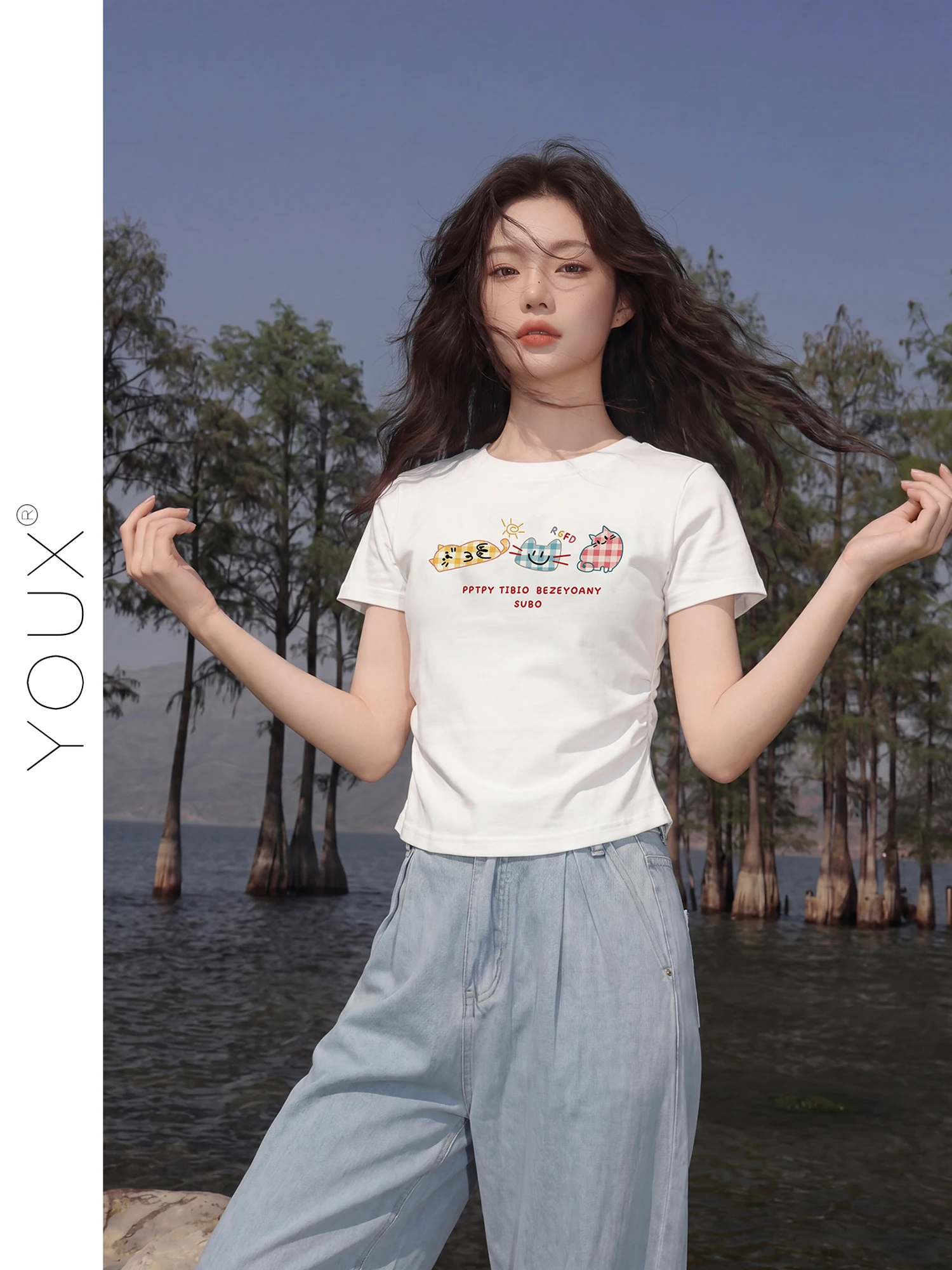 ピチピチTシャツはどう選ぶ？猫印刷の通勤風短袖が夏の着心地を救う理由