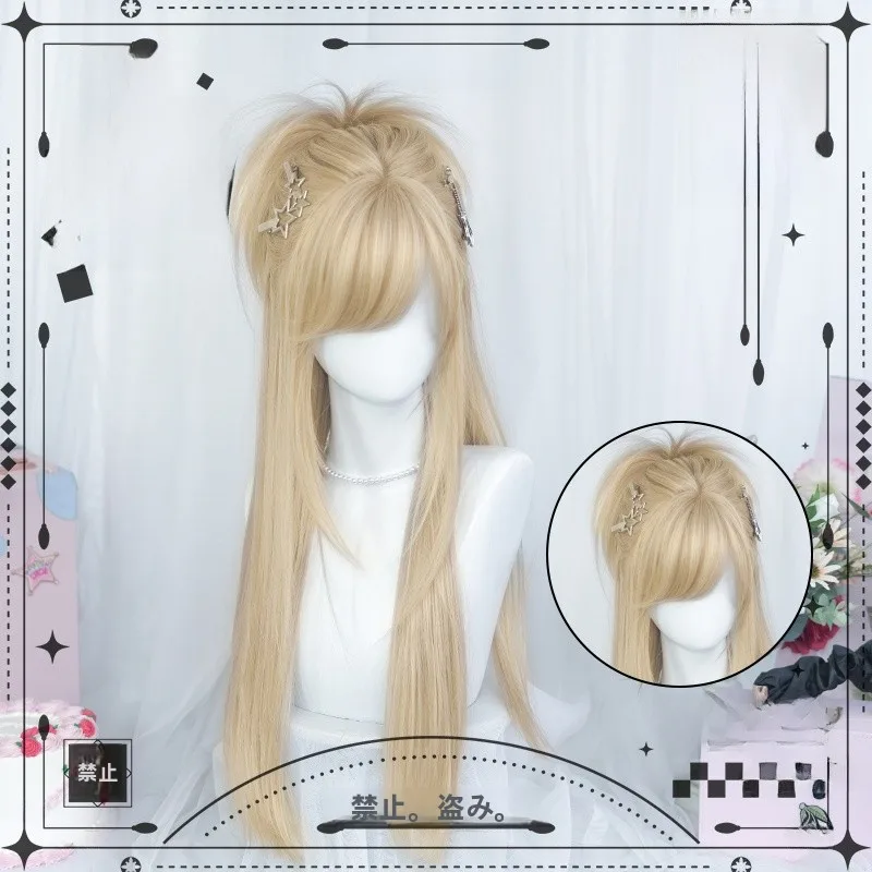 グレイヘアファッションの取り入れ方は？5選で落ち着いた大人のスタイルを実現