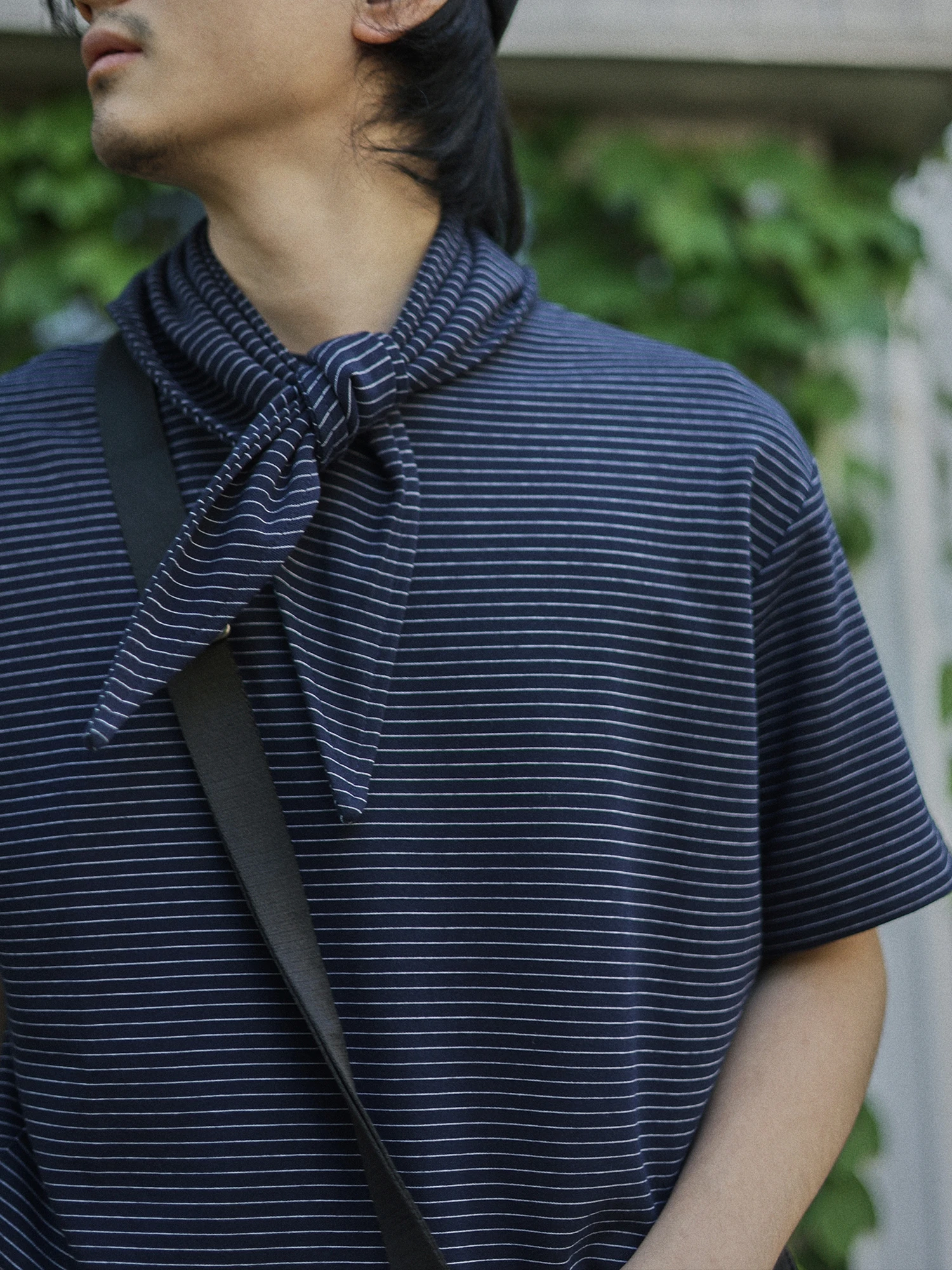 レトロストライプデザインの半袖Tシャツ：日焼け予防に強いUVカット機能と使い方