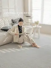 イタリアンスタイルの極簡約リビングルームカーペット【高級感・防猫対策・フォーマルな雰囲気】