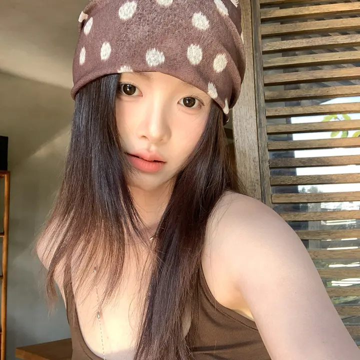 ドットデザインの女性用帽子【夏用・ファッション・廃墟風・クールなギャザー】