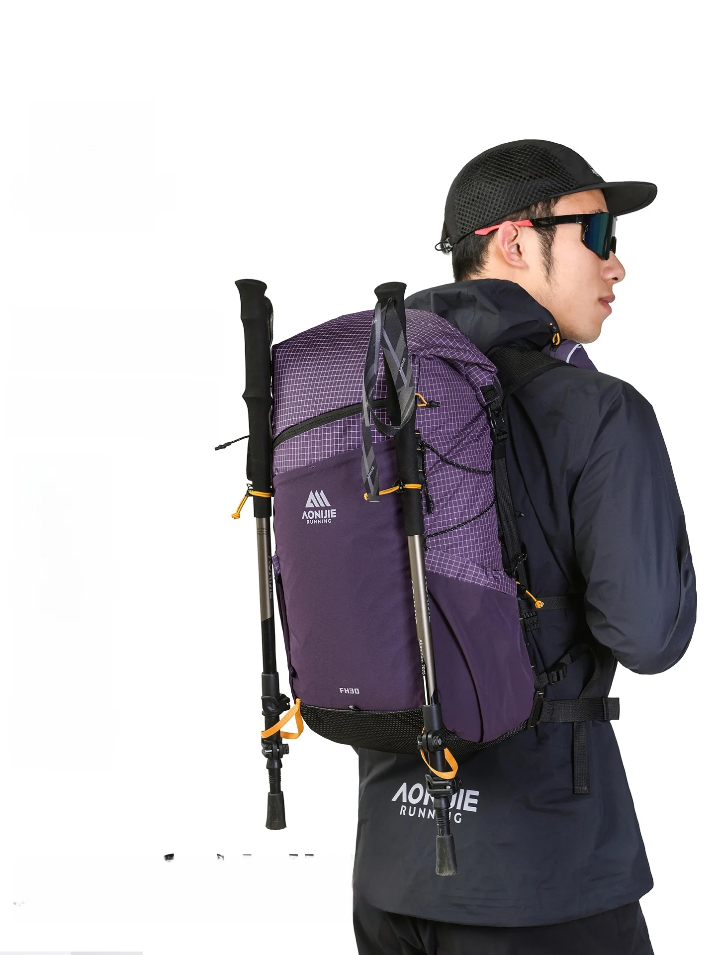 キャンプの荷物を整理するのに、どのバッグが最も効果的なのか？