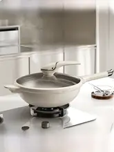 軽量チタン製フライパン【ノンスティック・家庭用・IH対応】