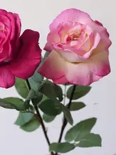 微光を放つローズの造花【保湿効果・インテリア装飾用】