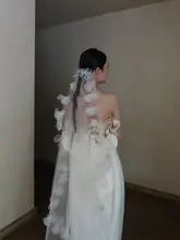 韓国製 フラワーデザインのロングベール【ウエディングヘッドアクセサリー・高級感・写真撮影用】