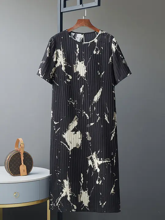 極上の柔らかさのシルク製ワンピース【短袖・レトロデザイン・褶じみ】（セットアップ対応）