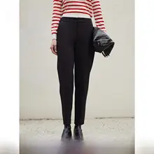 シンプルなデザインのOLスタイルテーパードパンツ【秋用・フィット】