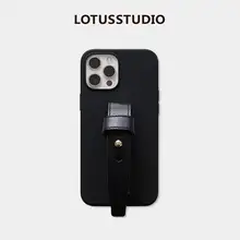シンプルなブラックデザインのモバイルケース【全方位保護・Apple対応】