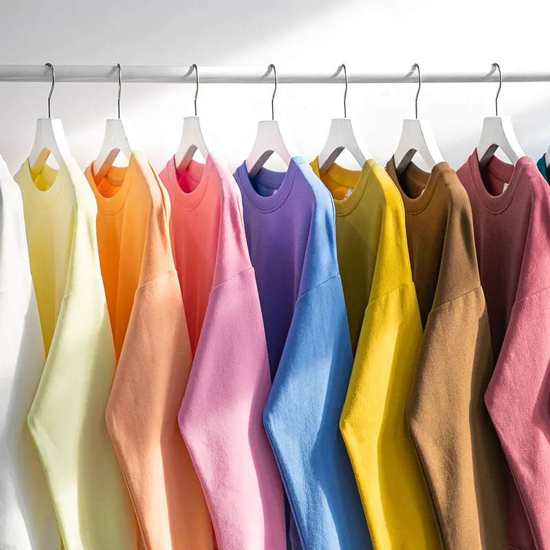 長袖のtシャツを重ね着に活かすには？おすすめのアイテムと選び方を徹底解説