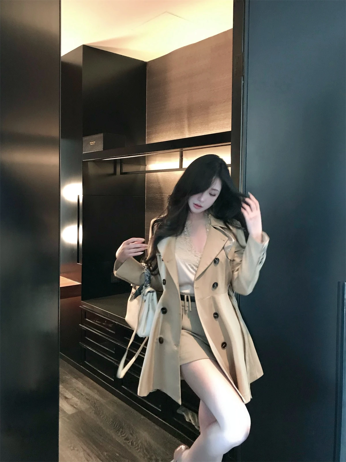 デート服 秋 20代 にぴったりなカジュアルドレスコートは？