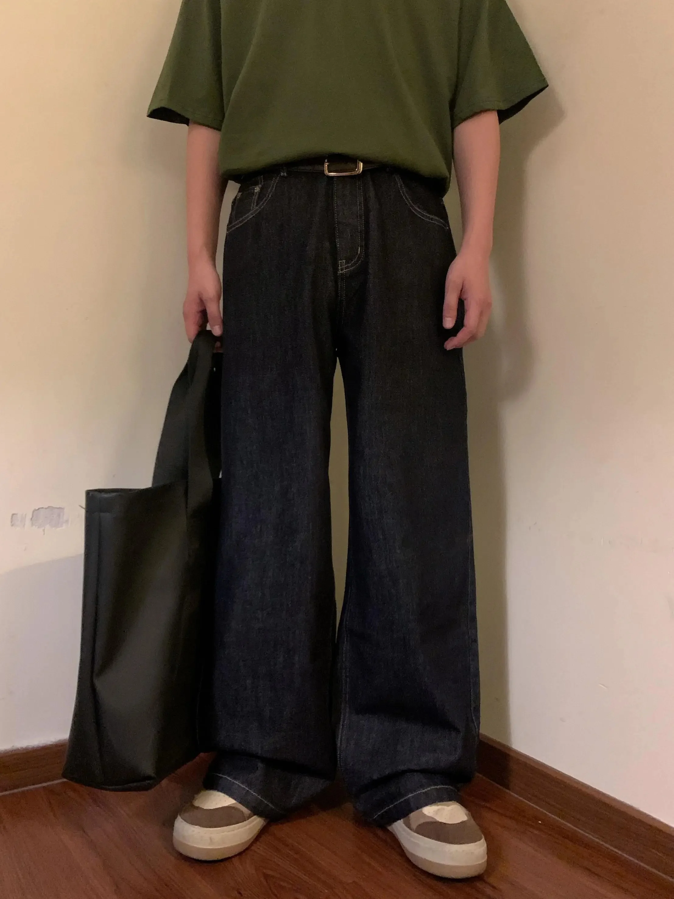ワイドデニムを選びすぎて迷うなら、今こそこの1着で解決できる？
