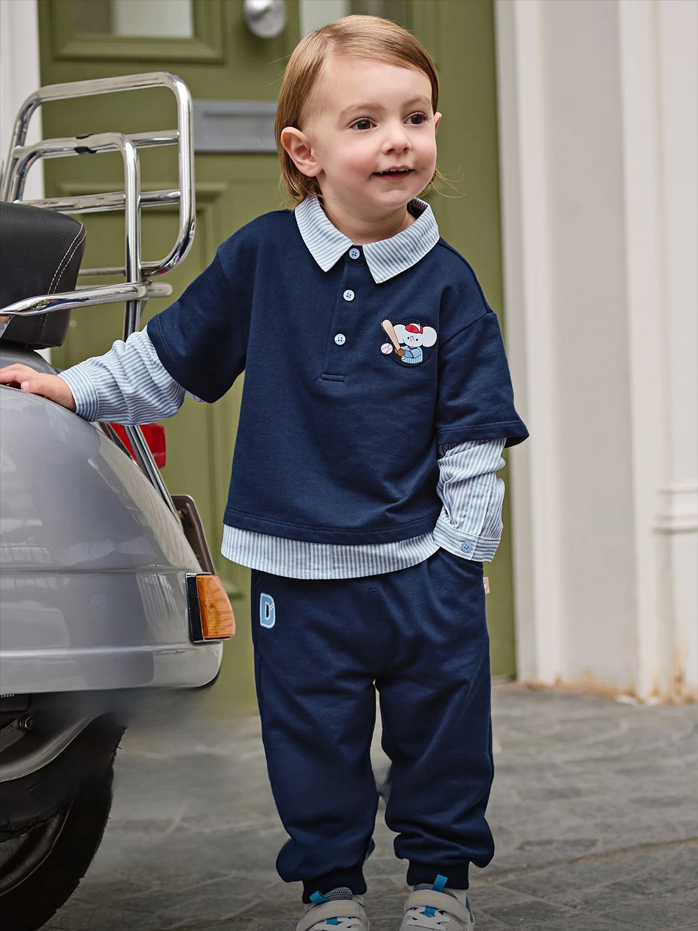 20度の気温で小学1年生の男の子にどんな服装がおすすめ？アカデミースタイルのセットアップが解決する理由