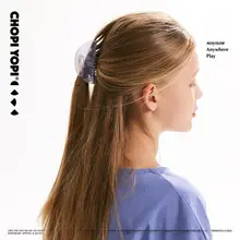 流彩ロゴの女児用スポーツヘアクリップ【親子で使えるシンプルデザイン】