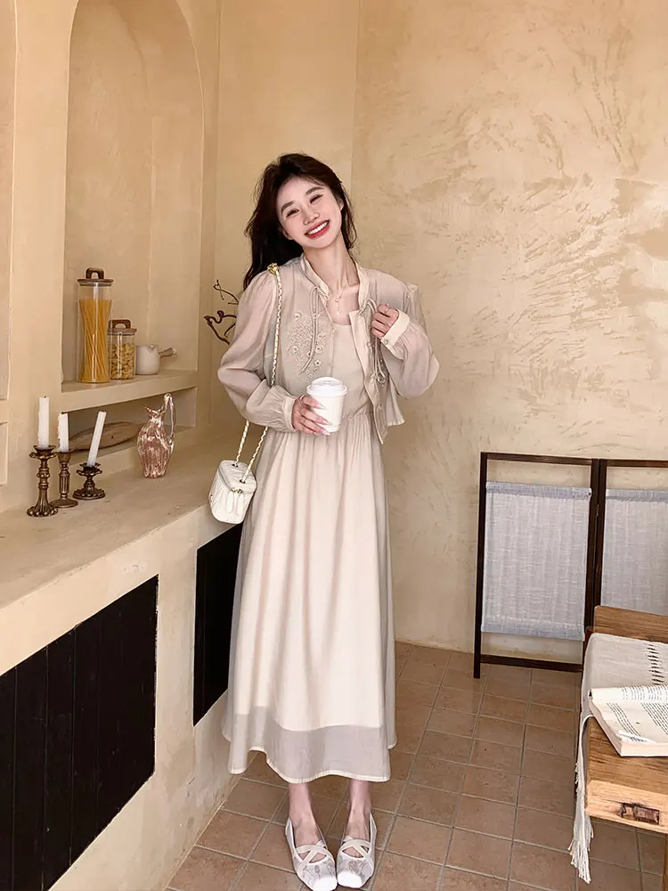 2026春服レディースでイエベ秋に似合うコーデは？新中式デザインのワンピースが解決する