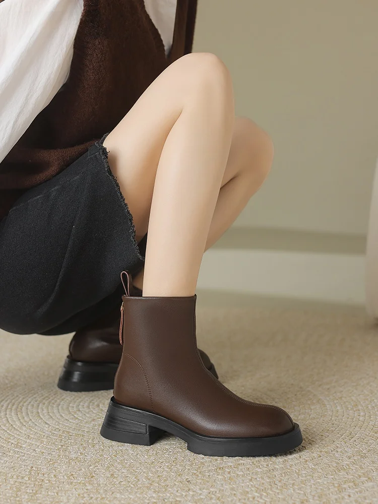 厚底ブーツをどう選ぶ？実際の使い方と、通勤・日常で失敗しない選び方