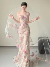 華やかなデザインのタイトフィット魚尾ドレス【ハートネックライン・スパンコール・花飾り付き】