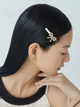 華やかなリボンデザインのパール飾りヘアクリップ【側面・前髪用】