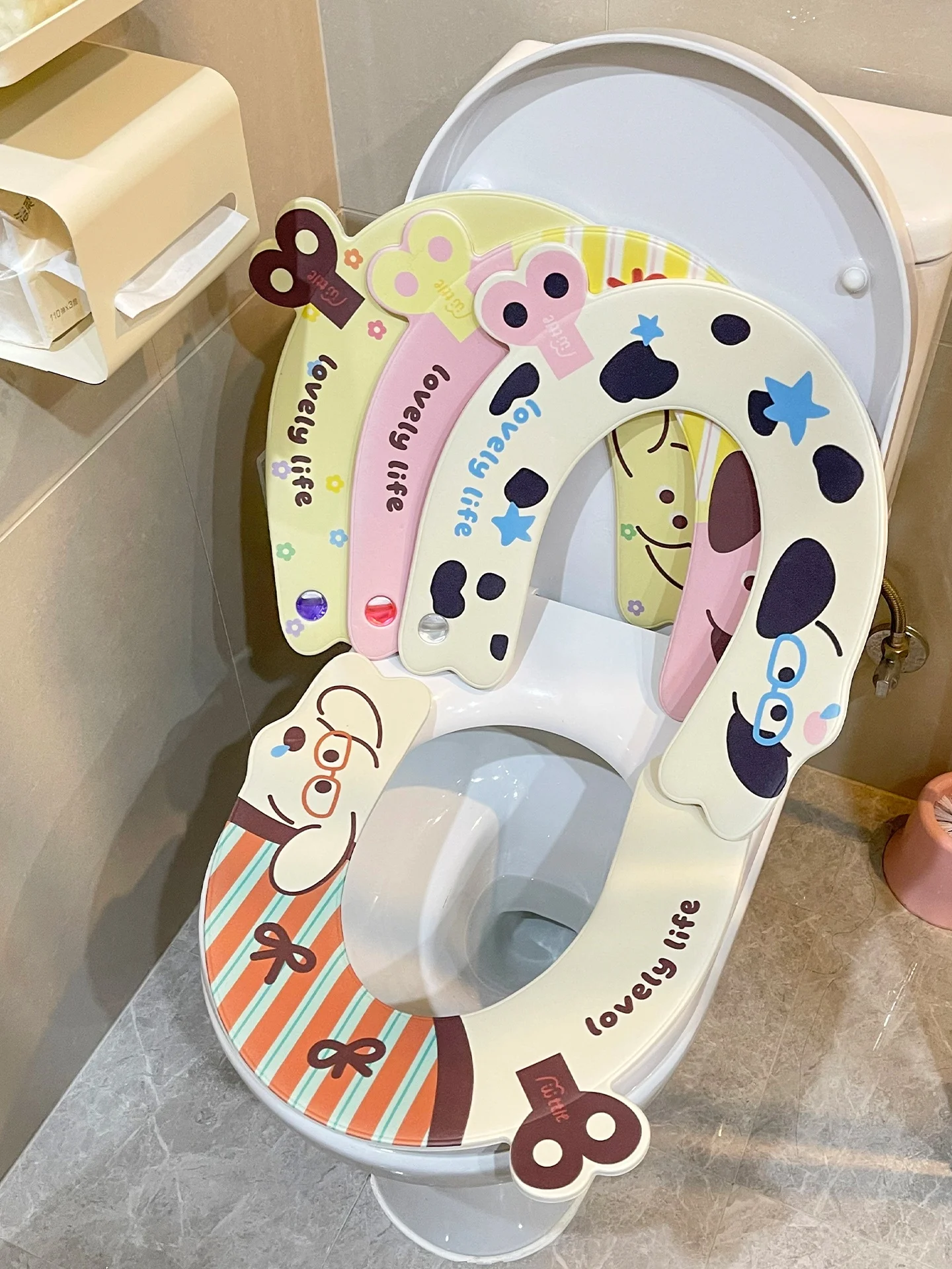 EVA製防水トイレ座布団：ホームセンターで購入する際の詳細情報と実用性